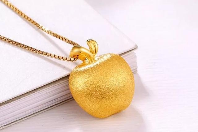  Sandblasting Apple pendant necklace image