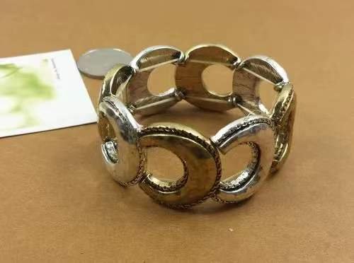 Zinc alloy elastic bracelet image