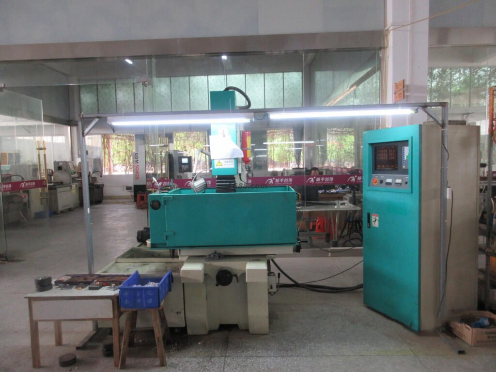 Molten gold machine