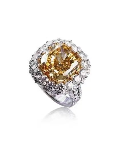 18 karat gold set with luxury yellow diamond ring image