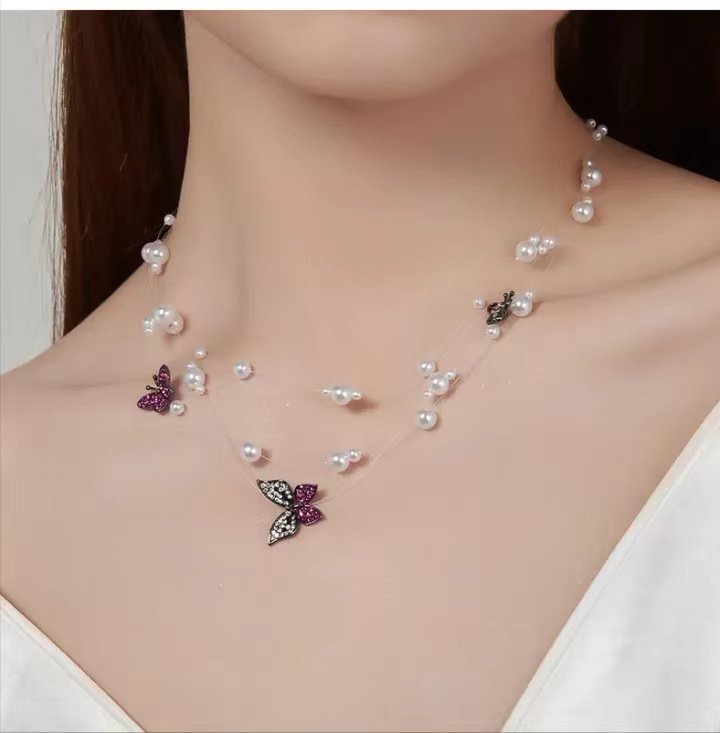 Butterfly pearl clavicle chain pic