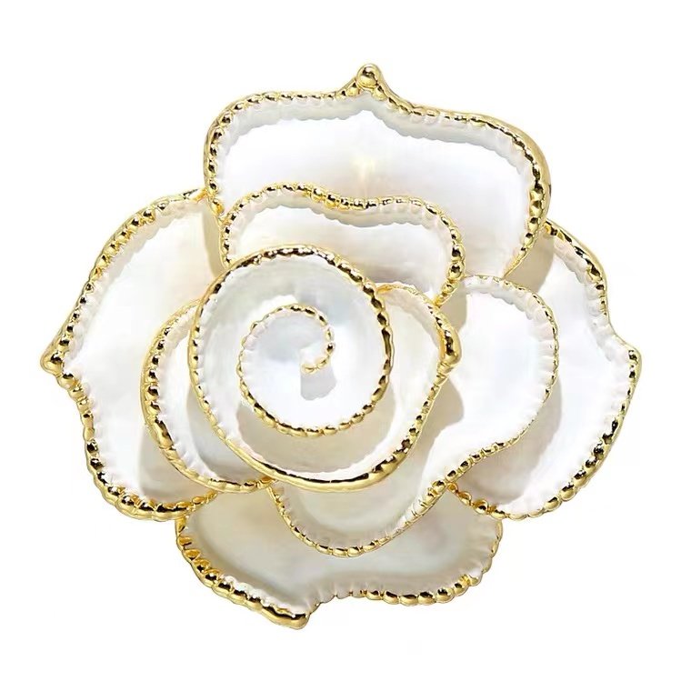 white rose brooch pic