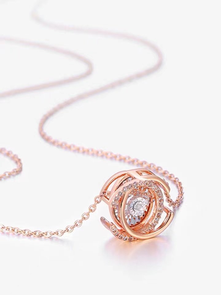 LUCKY KILA rose gold necklace pic