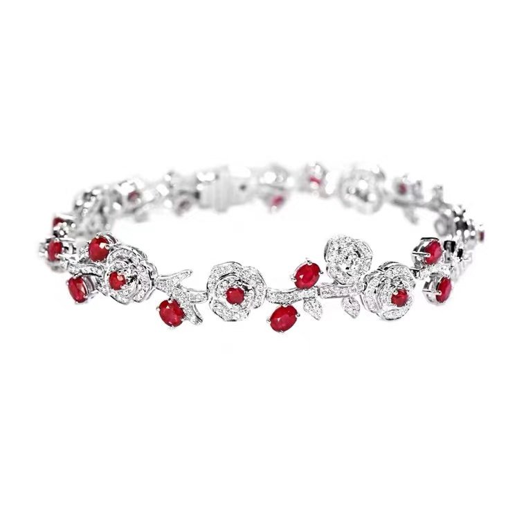  ruby link of 18K white gold
