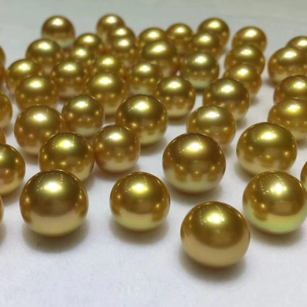 South Ocean gold pearls