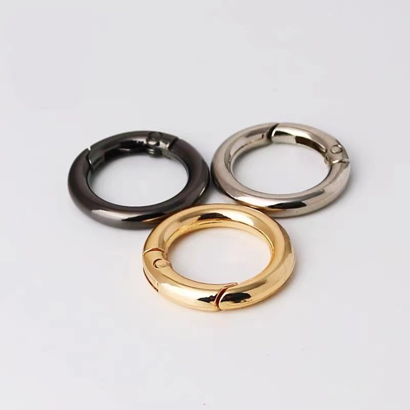 ring clasp